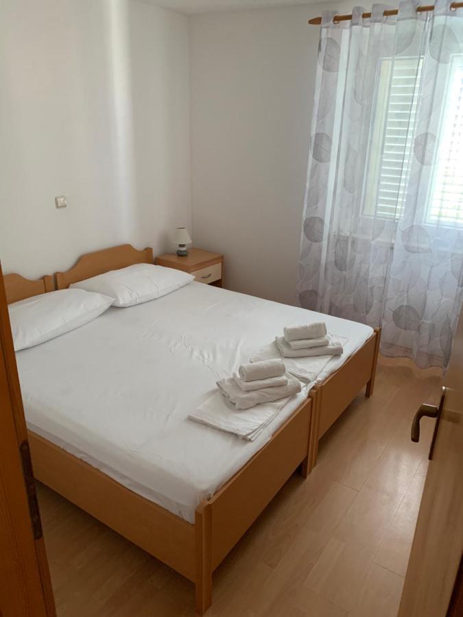 Apartman Lucic C Dubrovnik Bagian luar foto
